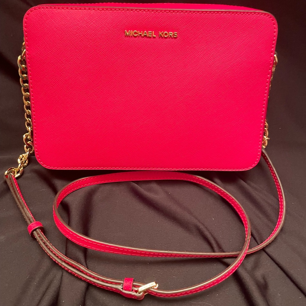 Micheal Kors small shoulder bag